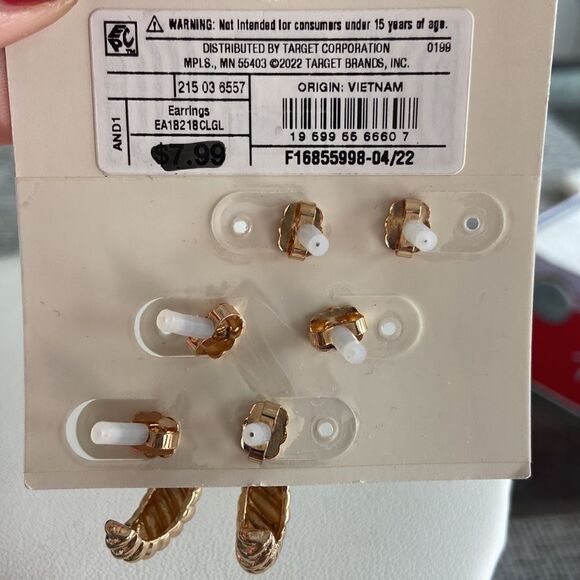 a.new.day 3 earrings gold color NWT - Picture 5 of 5